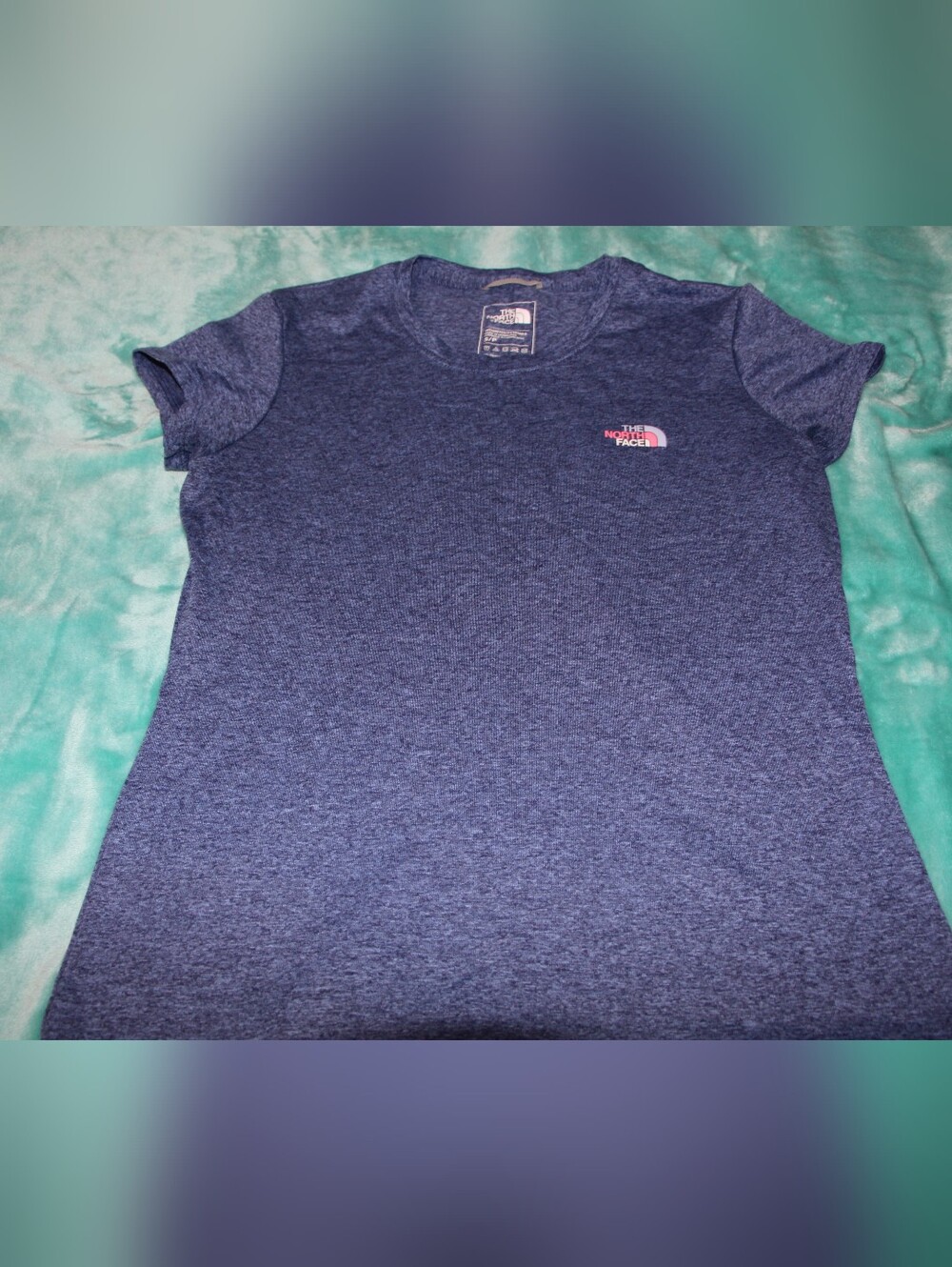 Women's Blue North Face Tee - Picture 4 of 7